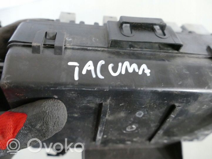 Chevrolet Tacuma Fuse module 