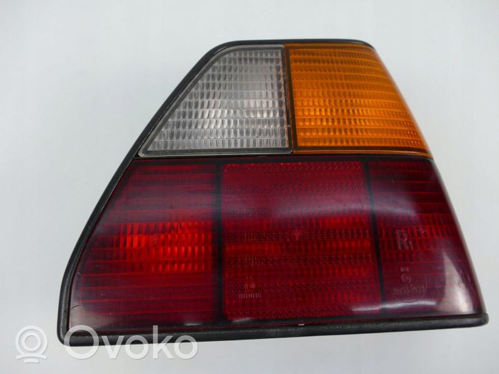 Volkswagen Golf II Lampa tylna 191945258