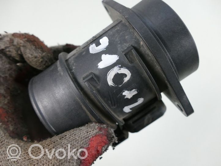 Nissan Qashqai+2 Przepływomierz masowy powietrza MAF 8200651315