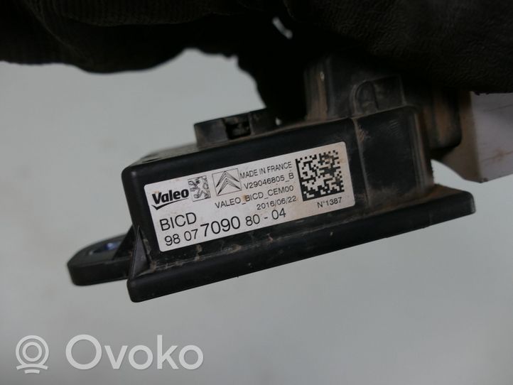 Peugeot 208 Module de commande marche/arrêt 9807709080