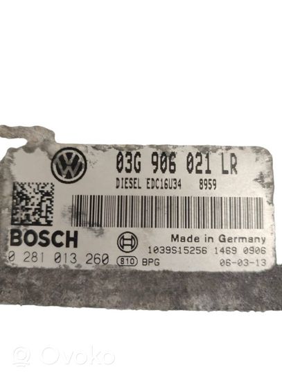 Volkswagen PASSAT B6 Variklio valdymo blokas 03G906021LR