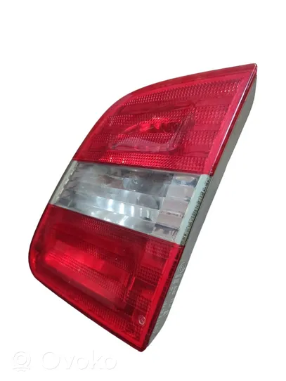 Mercedes-Benz Sprinter W907 W910 Luci posteriori del portellone del bagagliaio 27530204