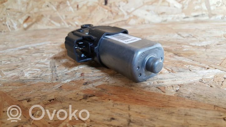 Volvo V40 Motorino di regolazione del sedile 924116102