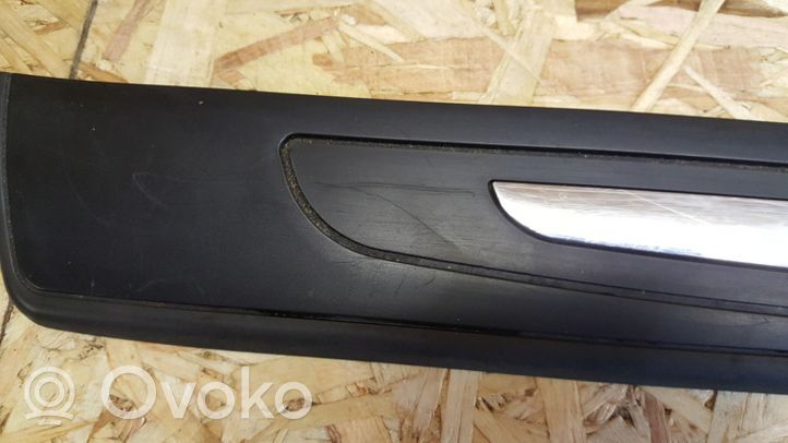 BMW 7 E65 E66 Moldura protectora del borde delantero 7051871