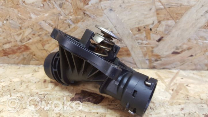 BMW 7 E65 E66 Thermostat / Thermostatgehäuse 162837