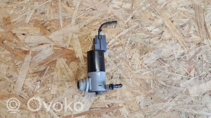 Volvo S90, V90 Headlight washer pump 1019873001