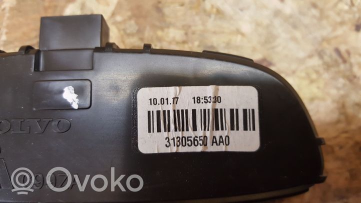 Volvo V40 Luz del asiento trasero 31305650