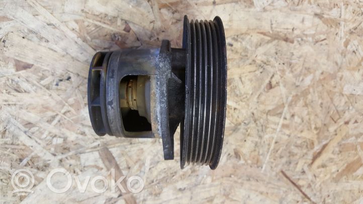 Opel Zafira A Water pump 90502887