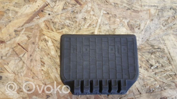 Opel Zafira B Panel drawer/shelf pad 13201768