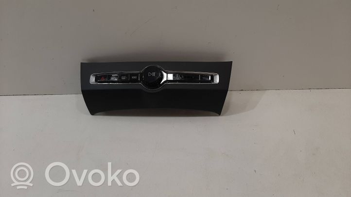 Volvo S60 Console centrale, commande de multimédia l'unité principale 31398845