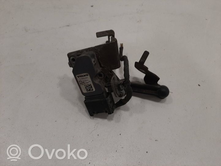 Volvo S90, V90 Ajovalon korkeusanturi 31681291