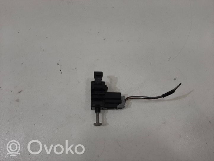 Volvo XC60 Brake pedal sensor switch 6G9T-11A152-AA