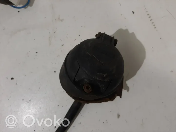 Volvo V70 Adaptateur prise de remorquage 30763877