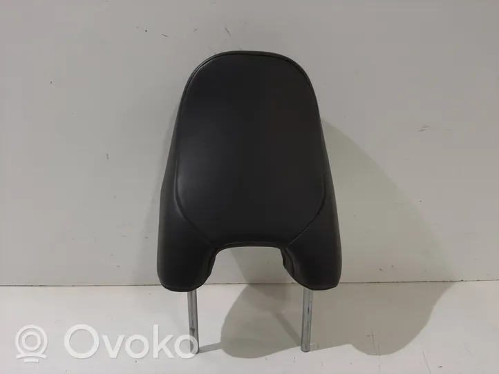 Volvo V60 Front seat headrest 