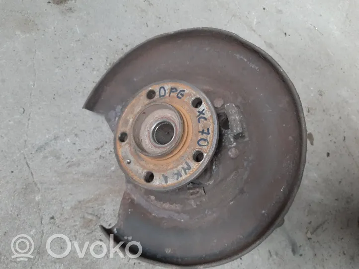 Volvo XC70 Rear wheel hub spindle/knuckle 9200624