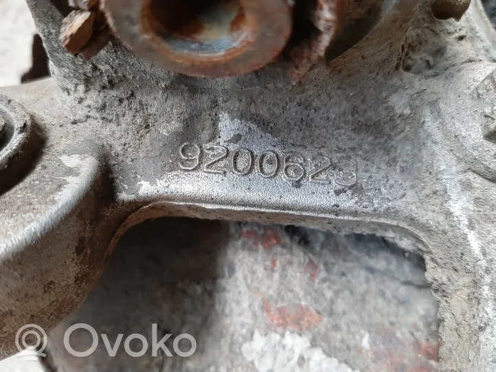 Volvo XC70 Rear wheel hub spindle/knuckle 9200623