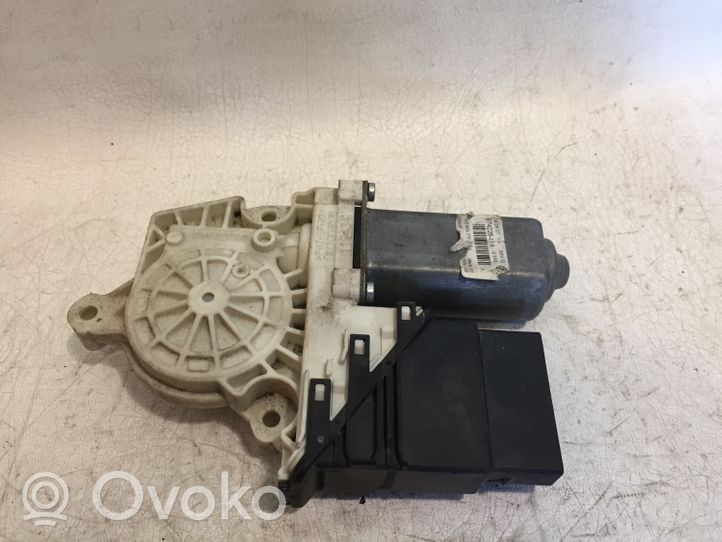 Volkswagen PASSAT B6 Takaoven ikkunan nostomoottori 974226114