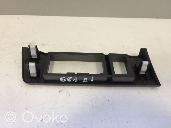 Mazda 6 Console centrale, commande chauffage/clim GS8S55443