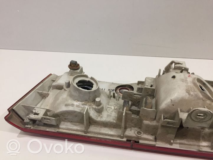 Ford Probe Luci posteriori 0431379R