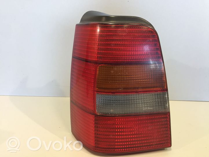 Volkswagen Golf III Lampa tylna 142843