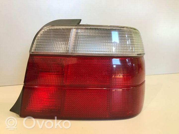 BMW 3 E36 Lampa tylna 