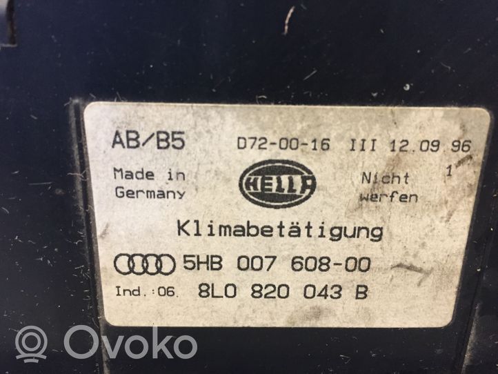 Audi A4 S4 B5 8D Oro kondicionieriaus/ klimato/ pečiuko valdymo blokas (salone) 8L0820043B