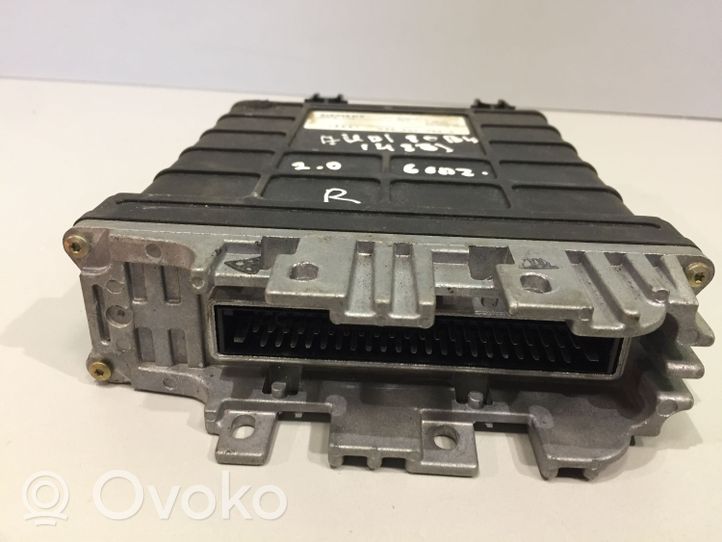 Audi 80 90 S2 B4 Moottorin ohjainlaite/moduuli 039906024D