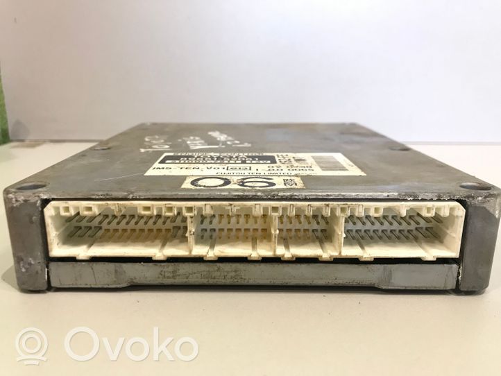 Toyota Yaris Sterownik / Moduł ECU 2110007211