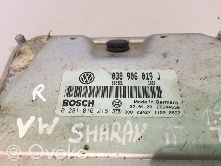 Volkswagen Sharan Variklio valdymo blokas 038906019J