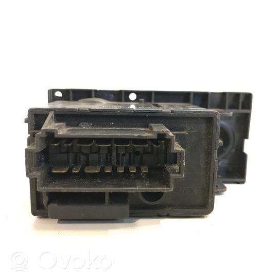 Volkswagen Golf III Interruptor de luz 1H6941531A