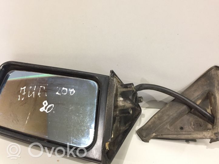 Audi 200 Elektryczne lusterko boczne drzwi przednich 0117103