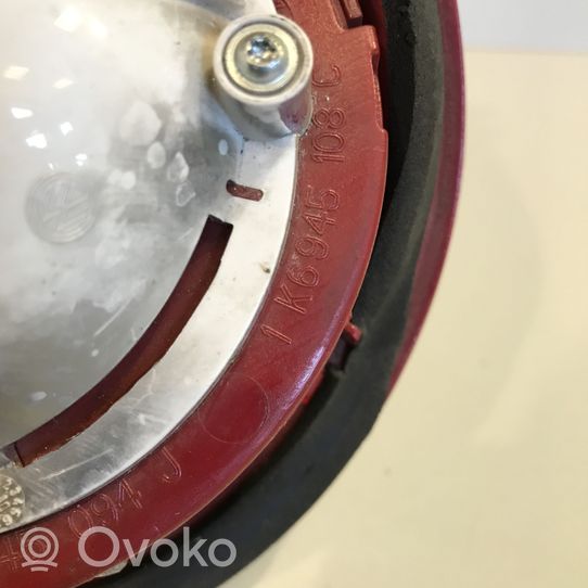 Volkswagen Golf V Lampy tylnej klapy bagażnika 1K6945094J