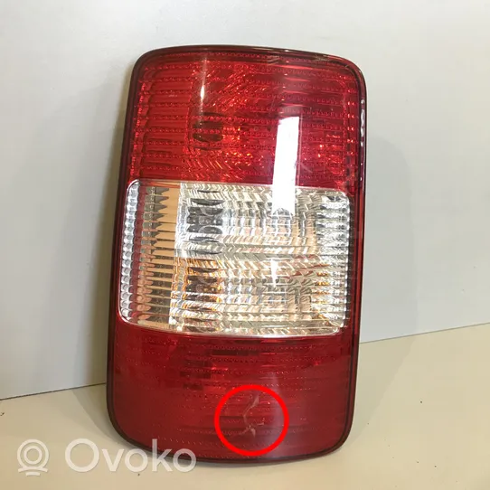 Volkswagen Caddy Luci posteriori 2K0945111A