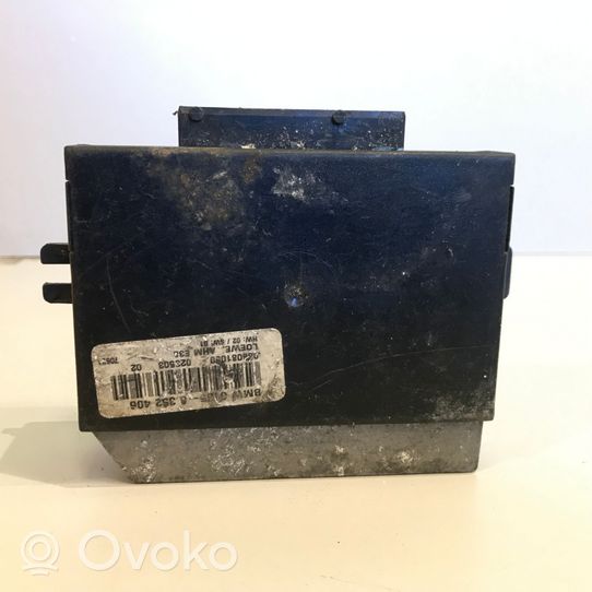 BMW 5 E39 Piekabes āķa vadības bloks 61358352406