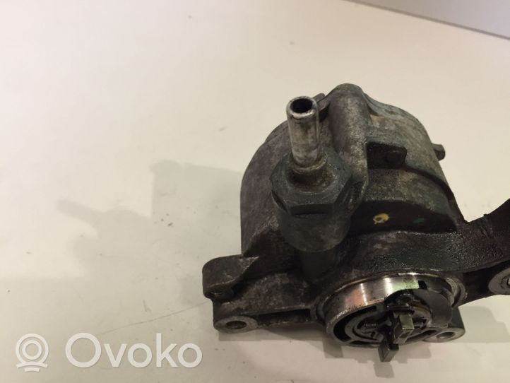 Volvo V50 Alipainepumppu D1651020107T