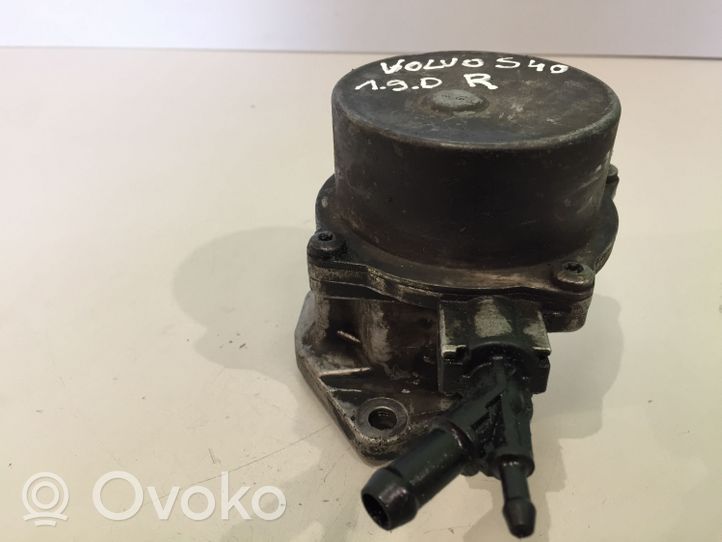 Volvo S40, V40 Pompe à vide 