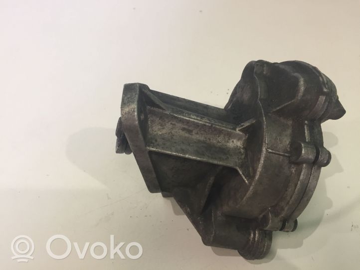 Volkswagen Transporter - Caravelle T4 Vacuum pump 074145100A