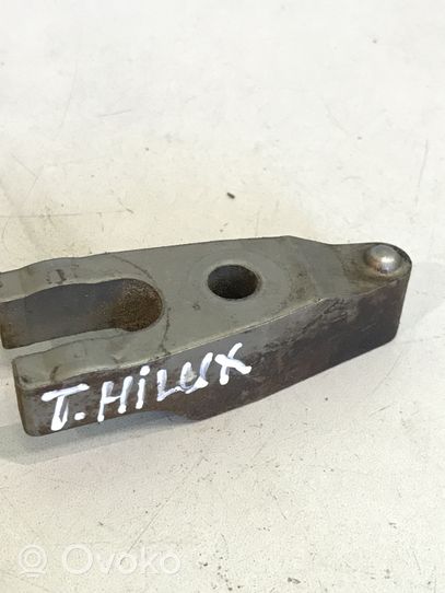 Toyota Hilux (AN120, AN130) Support de pince d'injecteur de carburant 