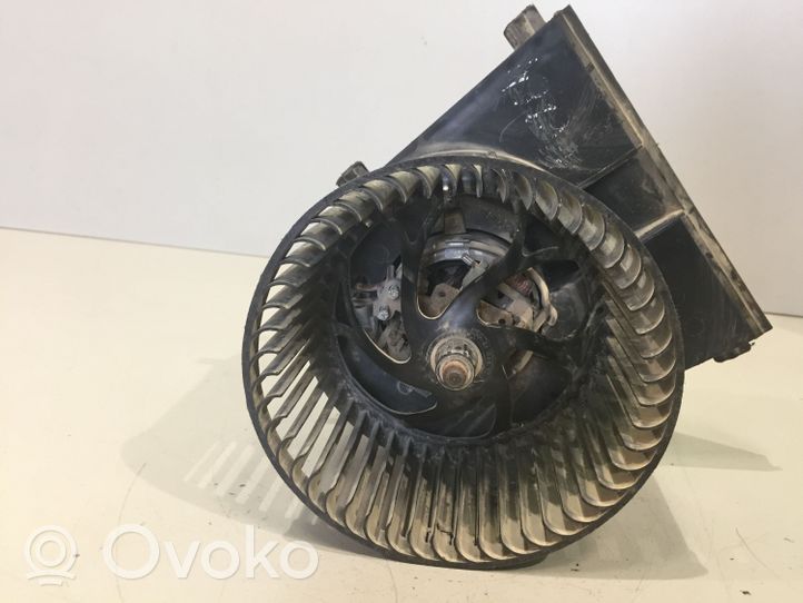 Volkswagen Golf IV Soplador/ventilador calefacción 1J1819021A