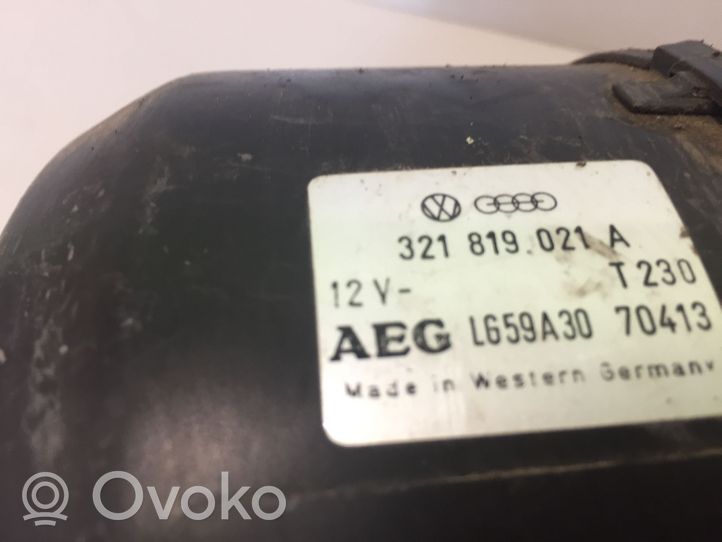 Volkswagen PASSAT B2 Pulseur d'air habitacle 321819021A