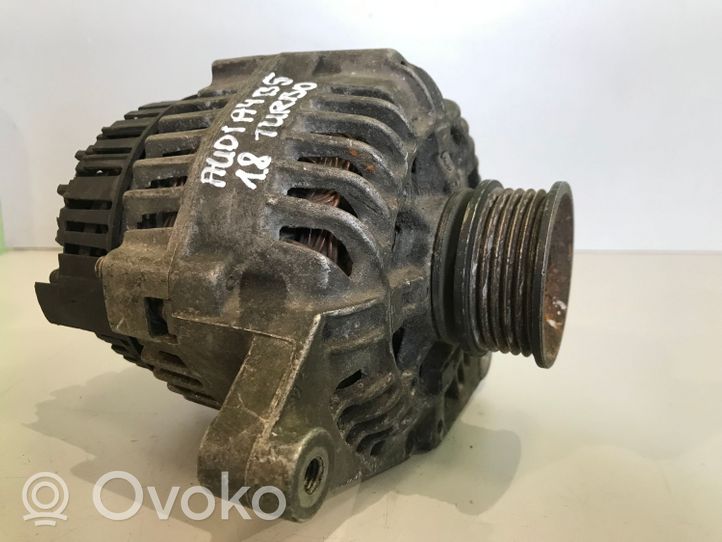 Audi A4 S4 B5 8D Generatore/alternatore 25418950