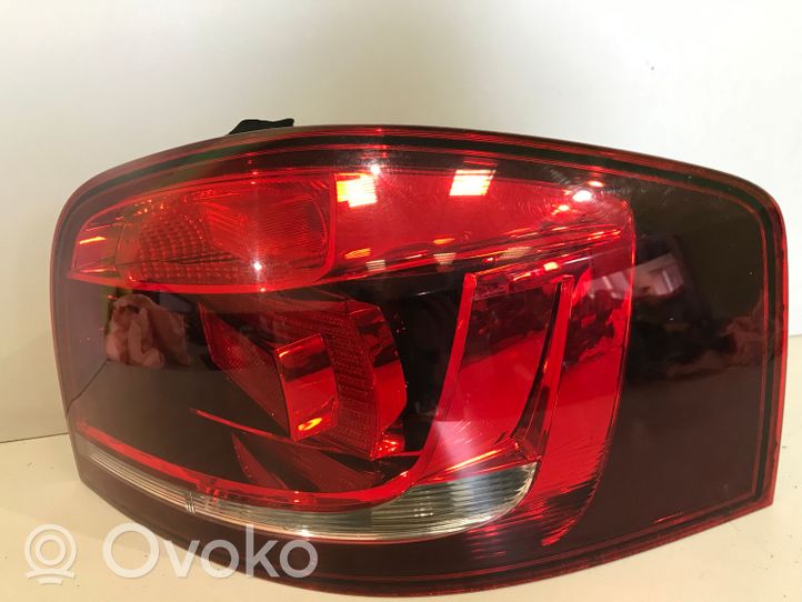 Audi A3 S3 8P Lampa tylna 219102