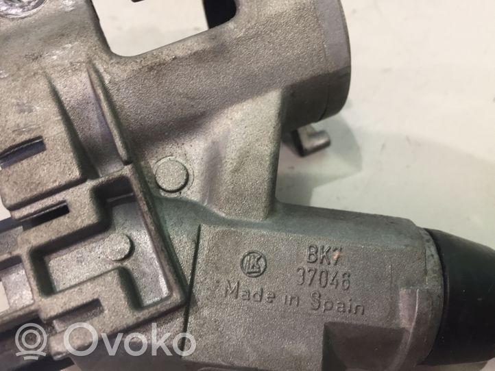 Volkswagen Vento Ignition lock 357905851D