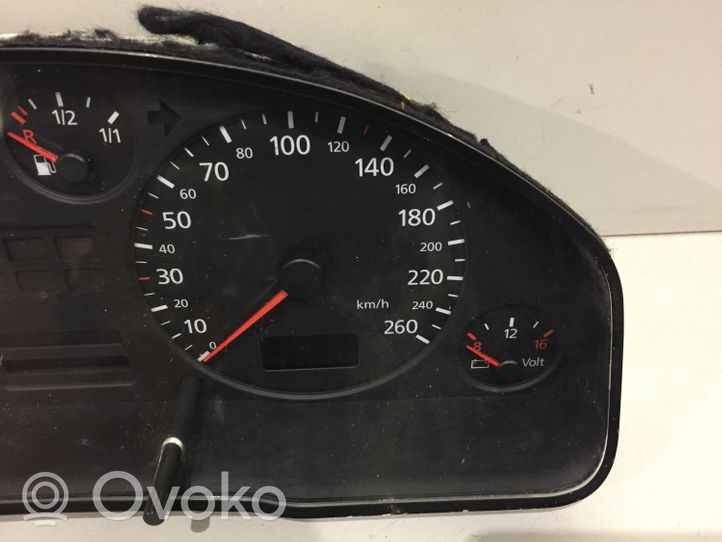 Audi A6 S6 C5 4B Compteur de vitesse tableau de bord 4B0919860E