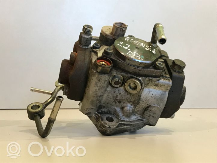 Toyota Avensis T250 Fuel injection high pressure pump 221000R021