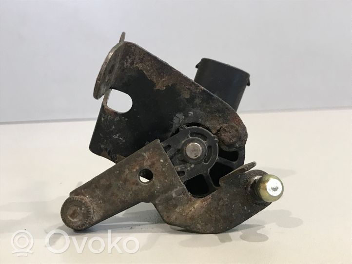 Mercedes-Benz E W210 Sensore di livello faro/fanale 0105427517