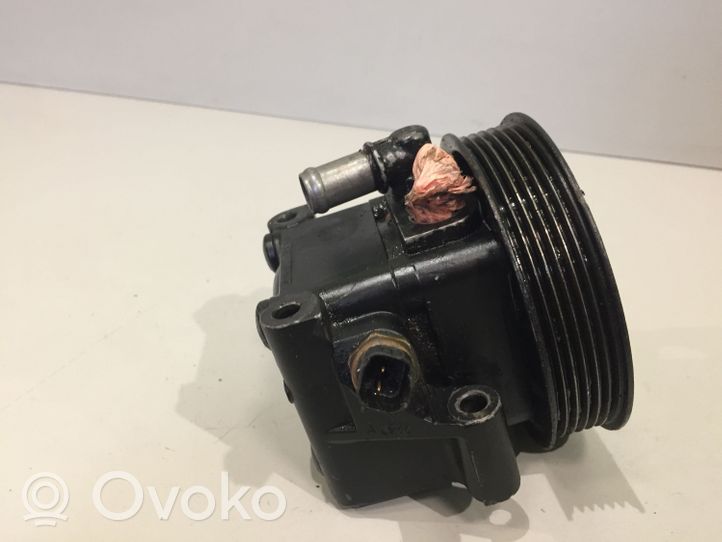 Ford Focus Ohjaustehostimen pumppu 4M5Q3A733AB