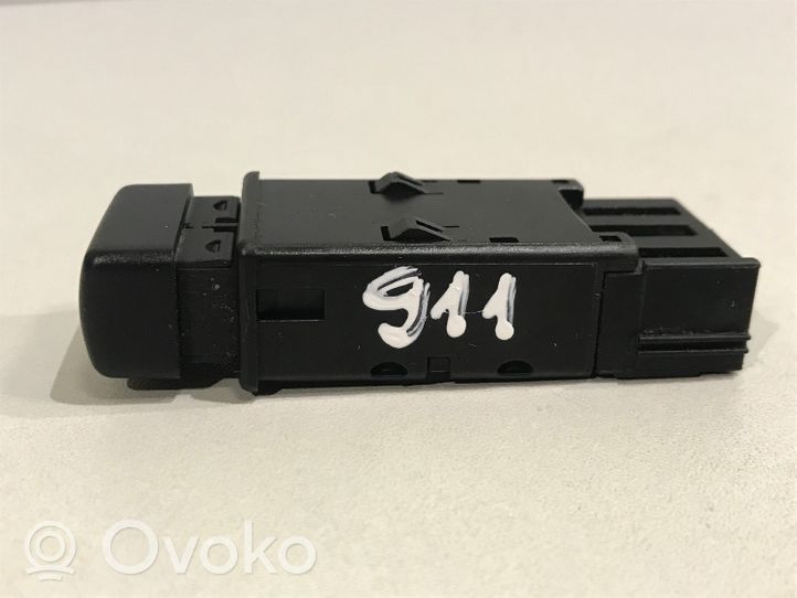 Rover Streetwise Przycisk / Przełącznik ogrzewania szyby przedniej / czołowej 03035383