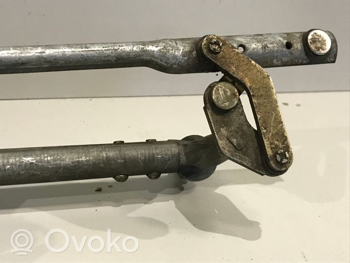 BMW 5 E28 Mechanizm i silniczek wycieraczek szyby przedniej / czołowej 0390241093