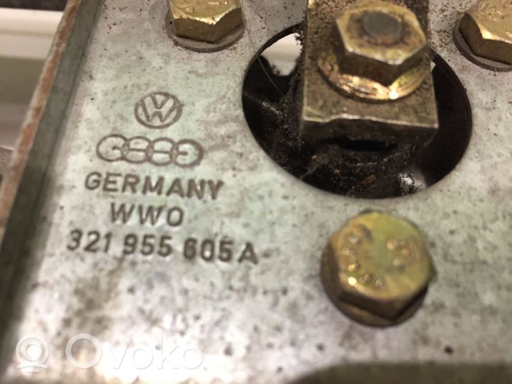 Volkswagen PASSAT B2 Mechanizm i silniczek wycieraczek szyby przedniej / czołowej 321955605A